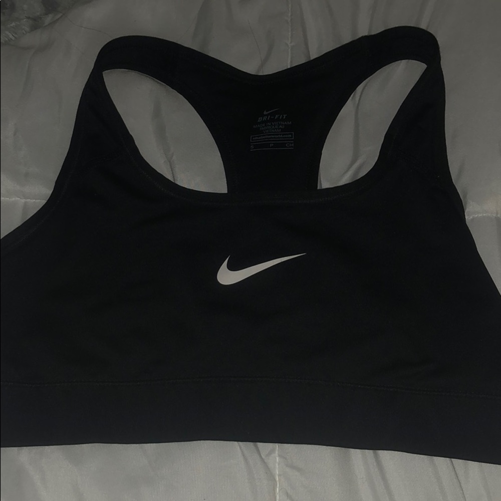 Nike sports bra